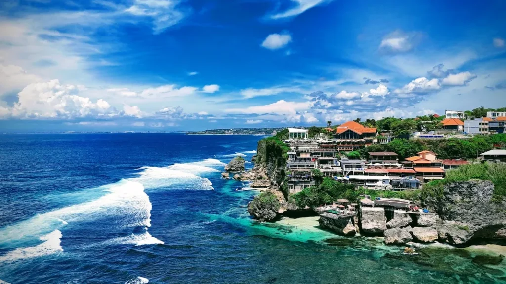 Uluwatu: A Complete Area Guide — Lifestyle, Real Estate Prices, and Investment Potential