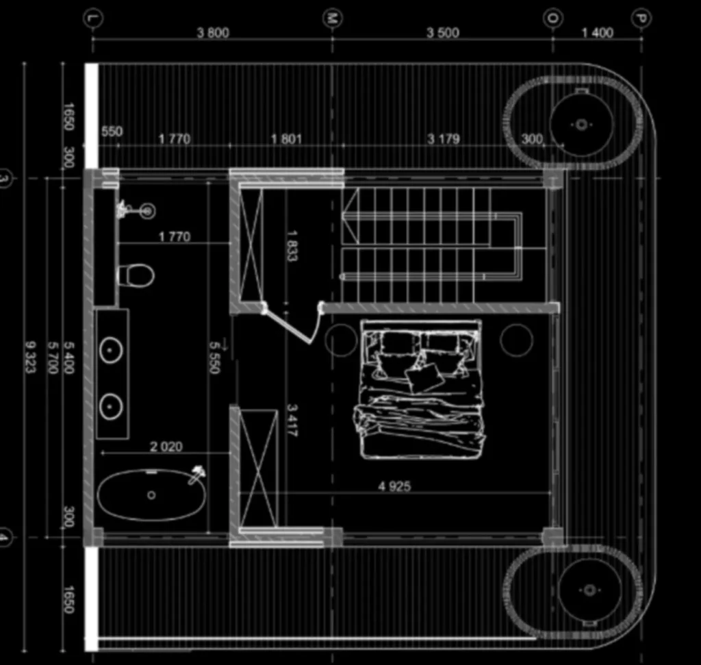 Villa de tres niveles con piscina y 2 dormitorios, de 142 m², en
